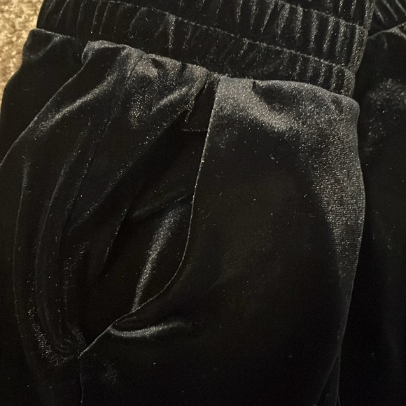 Black Velvet Jogger set - Picture 7 of 9